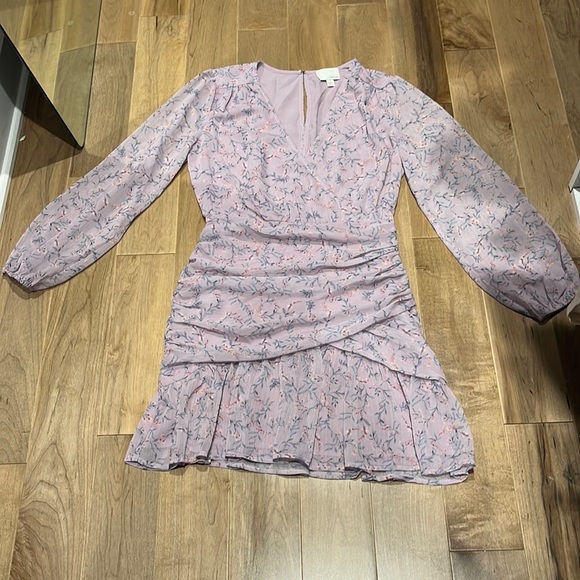 Graylin Georgette Lavender Floral Mini Dress. Size S, never worn - Picture 4 of 4